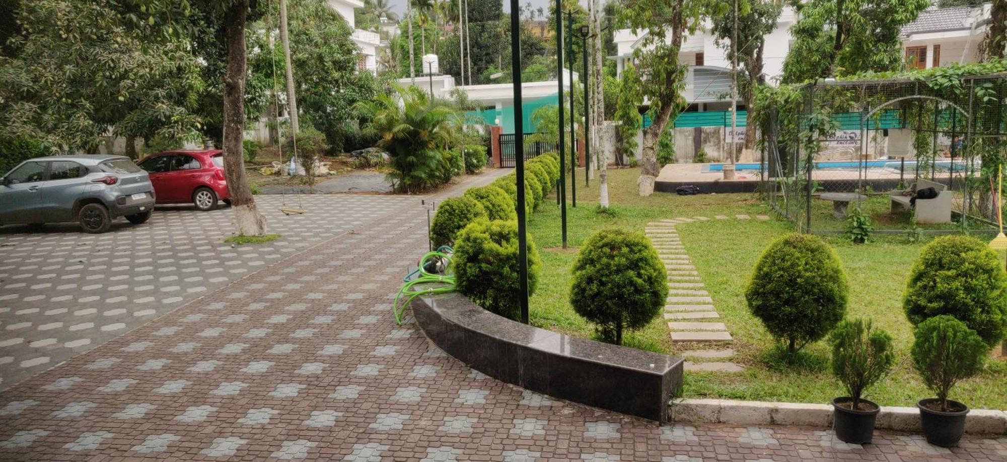 Dolphin Enclave Service Studio Apartments Kalpatta Extérieur photo