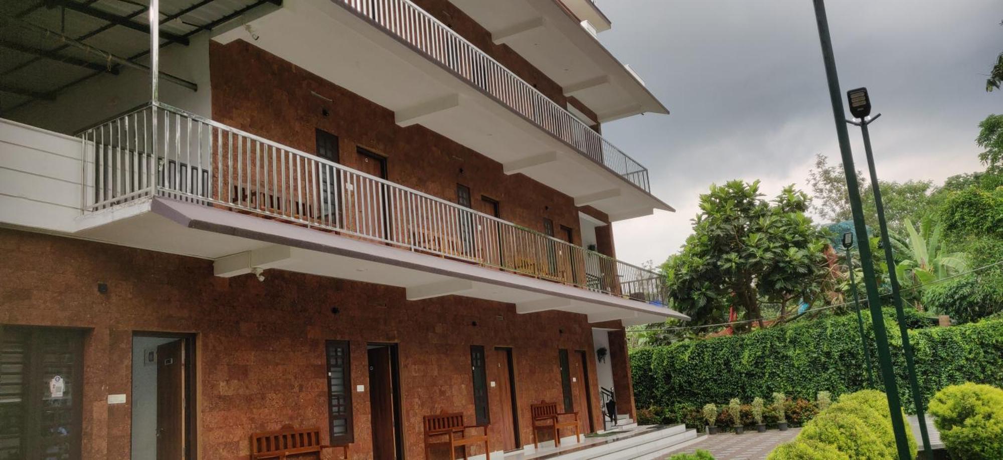 Dolphin Enclave Service Studio Apartments Kalpatta Extérieur photo